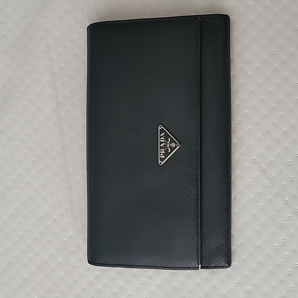 Prada black leather wallet